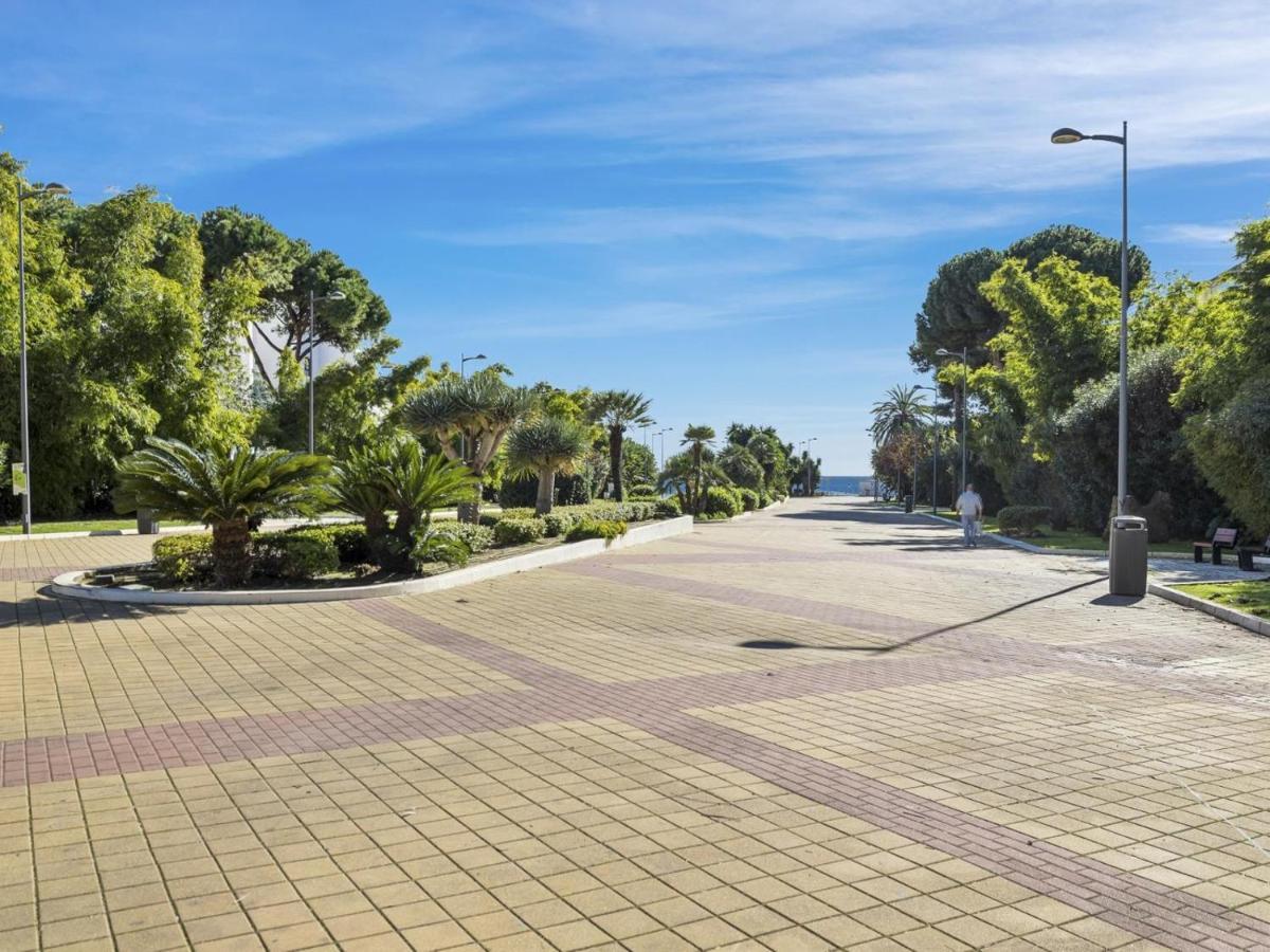 Amplio Y Luminoso En 1 Linea Playa Apartamento Marbella